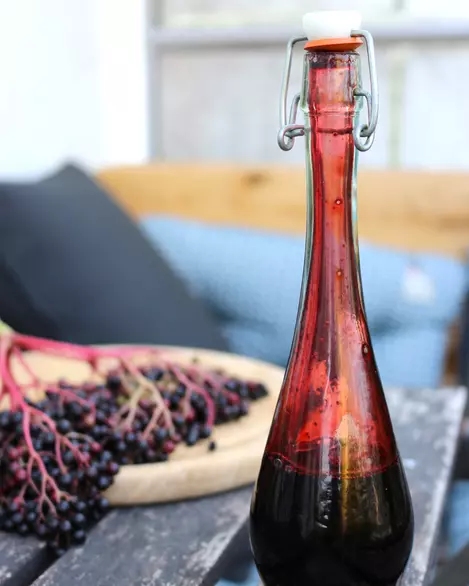 Oțet balsamic de boabe de soc